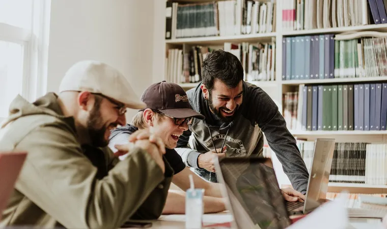 Estudiar en Canadá: Una Oportunidad de Oro para Estudiantes Internacionales